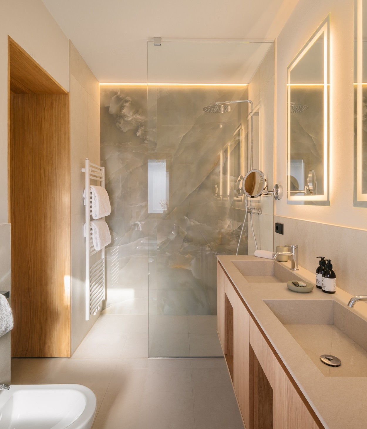 Luxusferienwohnung Anton Bozen mit Luxusbad